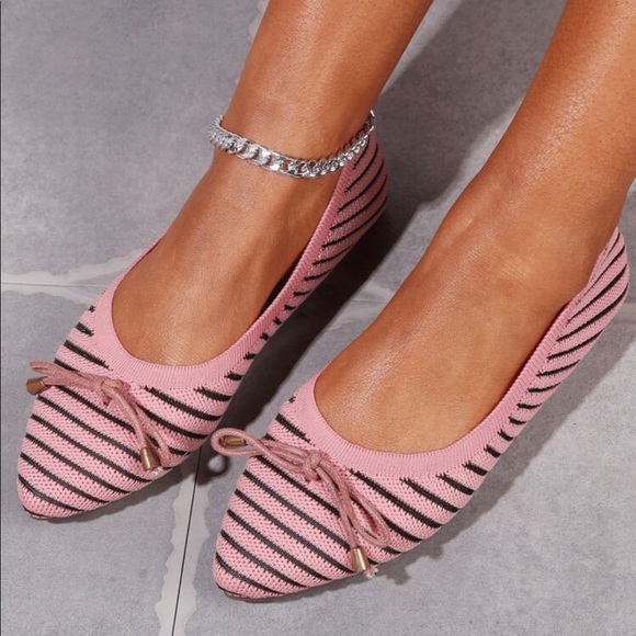 SHEIN Shoes - Point Toe Striped Pattern Knit Flats in Pink